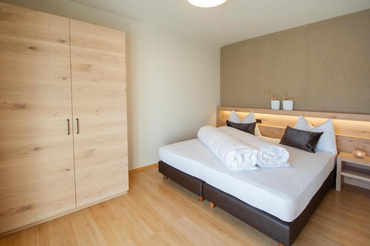 Haus Gregori Aparthotel Caldaro Exteriör bild